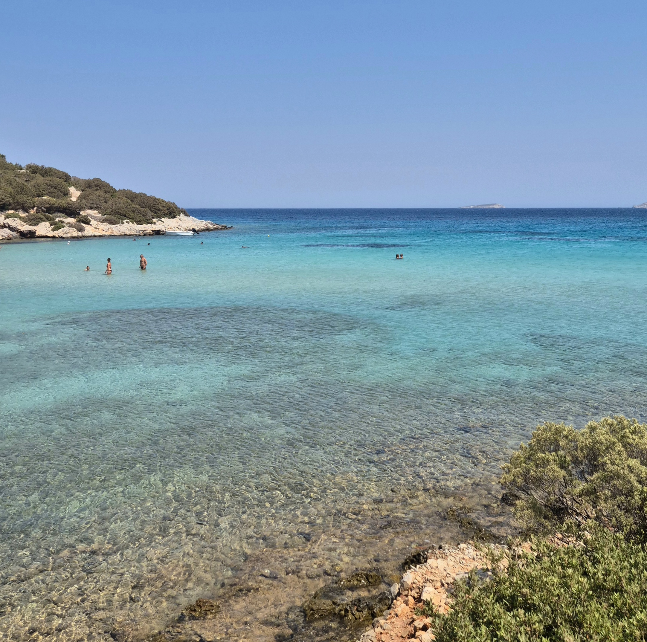 Lipsi Bike Tour: The Perfect Summer Day Around the Island / Platys Gialos Beach